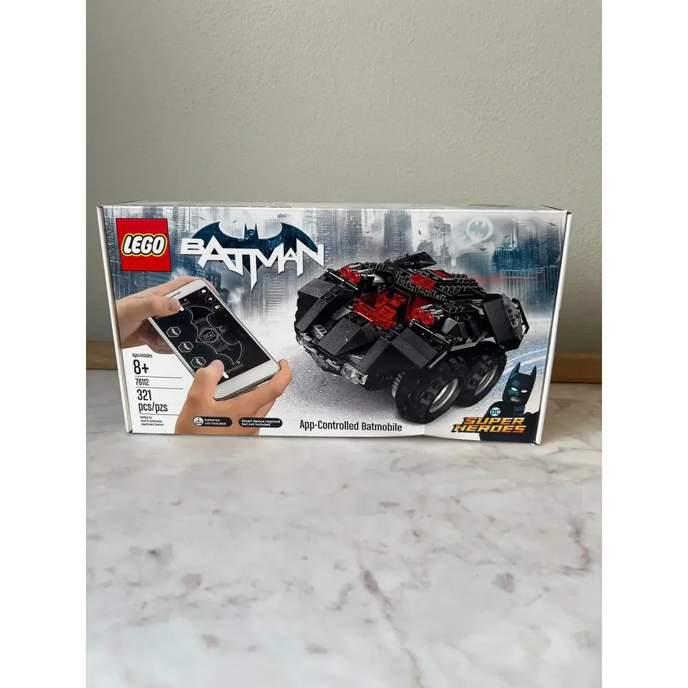 LEGO DC Super Heroes App-Controlled Batmobile (Set 76112) New Factory Sealed